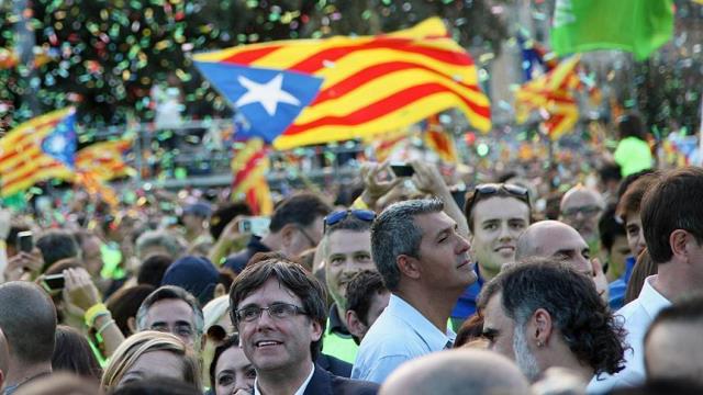اسبانيا ضربة معلم , ضربة معلم اسبانية ضد انفصال كتالونيا - كيف