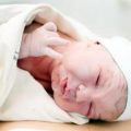 5226 3 اعراض الولادة - ما هى العلامات التى تدل على اقتراب الولاده هنادي منير